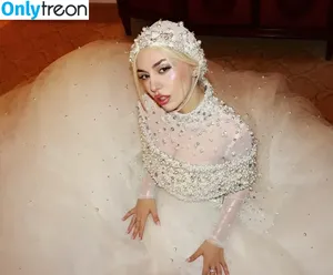 Ava Max / avamax / plharleyquinn nude photo #0451