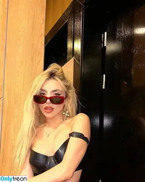 Ava Max / avamax / plharleyquinn nude photo #0664