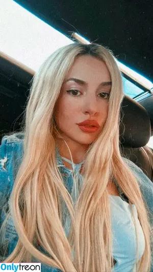 Ava Max / avamax / plharleyquinn nude photo #0667