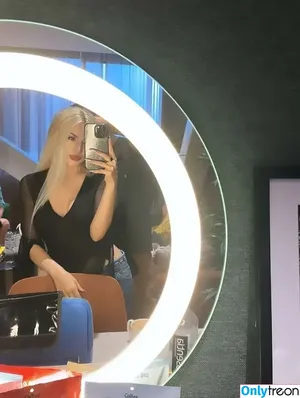 Ava Max / avamax / plharleyquinn nude photo #0710