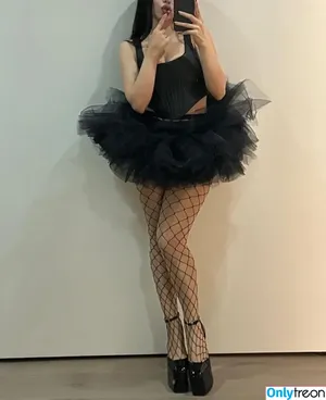 Ava Max / avamax / plharleyquinn nude photo #0769