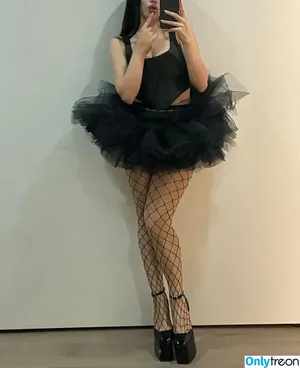 Ava Max / avamax / plharleyquinn nude photo #0780