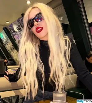 Ava Max / avamax / plharleyquinn nude photo #0804