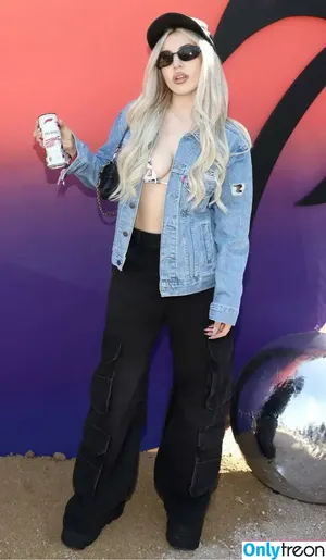 Ava Max / avamax / plharleyquinn nude photo #0977