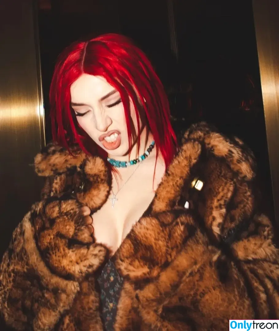 Ava Max nude photo #0010 (avamax / plharleyquinn)