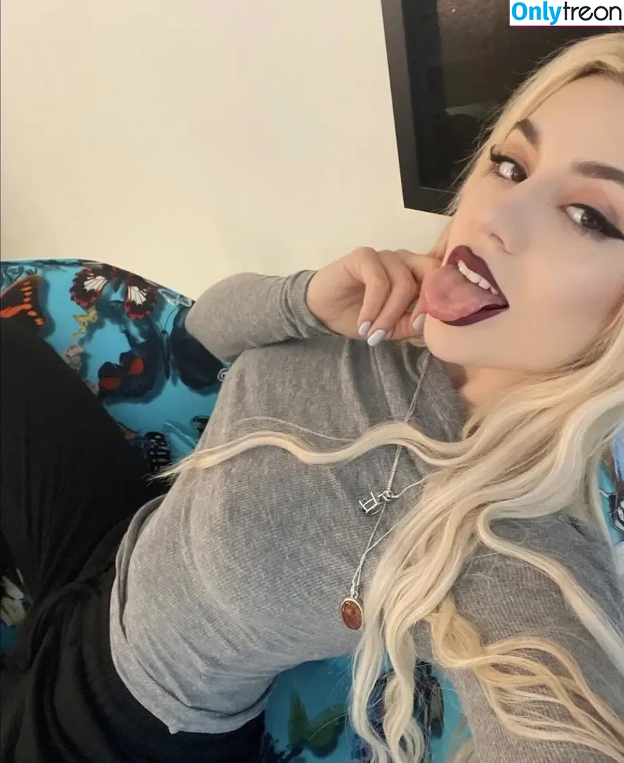 Ava Max nude photo #0034 (avamax / plharleyquinn)