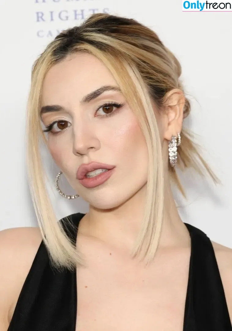 Ava Max nude photo #0405 (avamax / plharleyquinn)