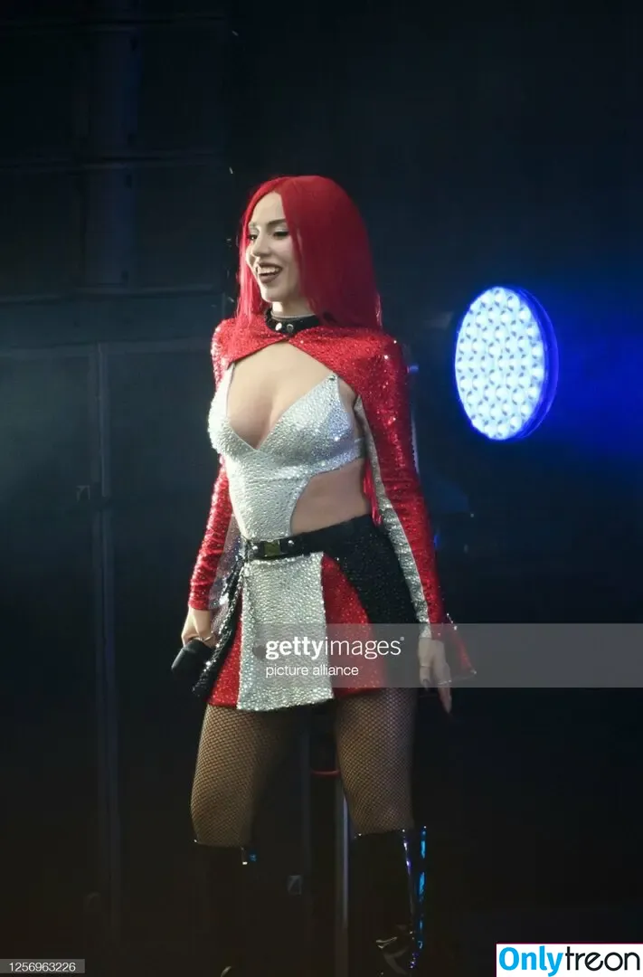 Ava Max nude photo #0512 (avamax / plharleyquinn)