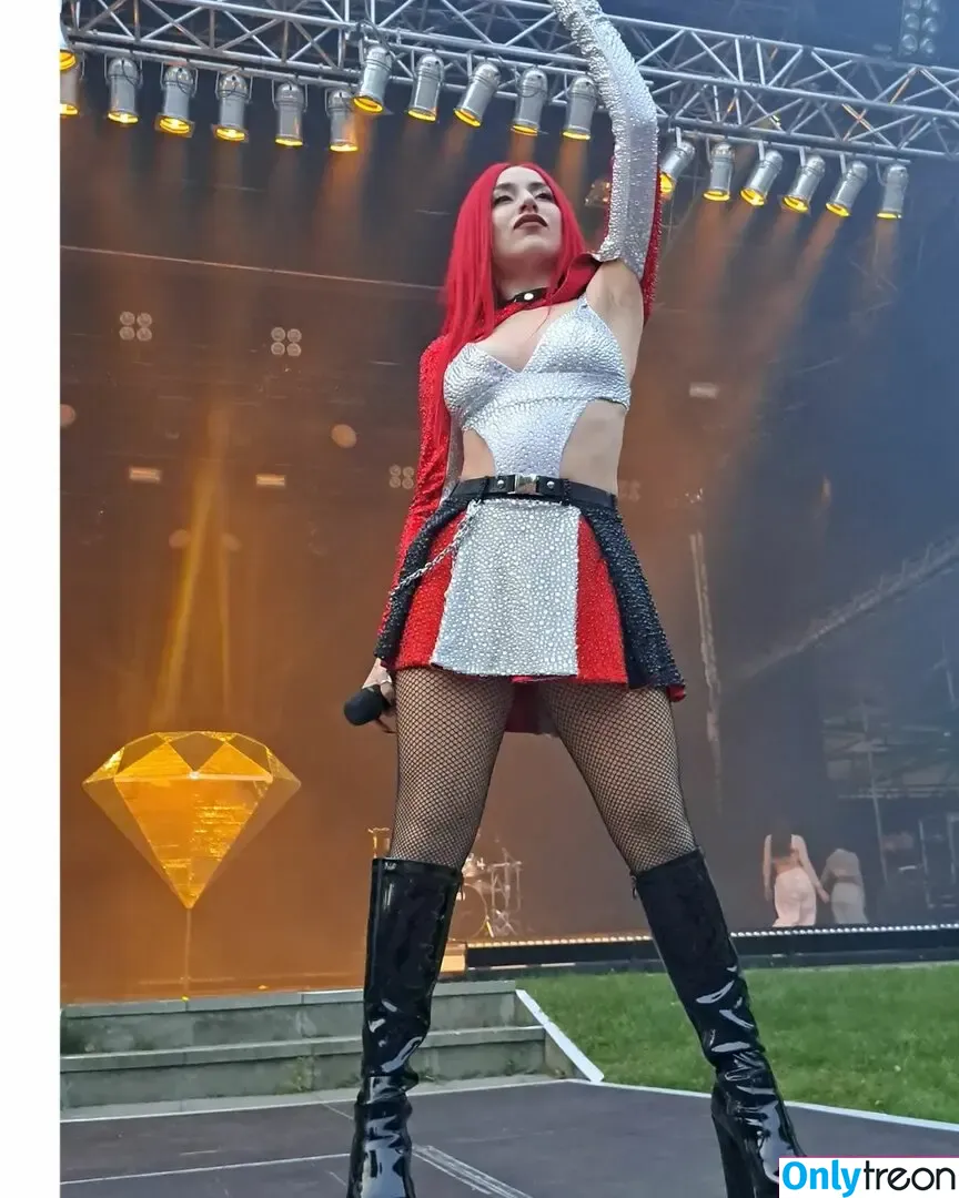 Ava Max nude photo #0514 (avamax / plharleyquinn)