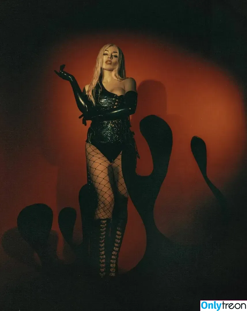 Ava Max nude photo #0548 (avamax / plharleyquinn)