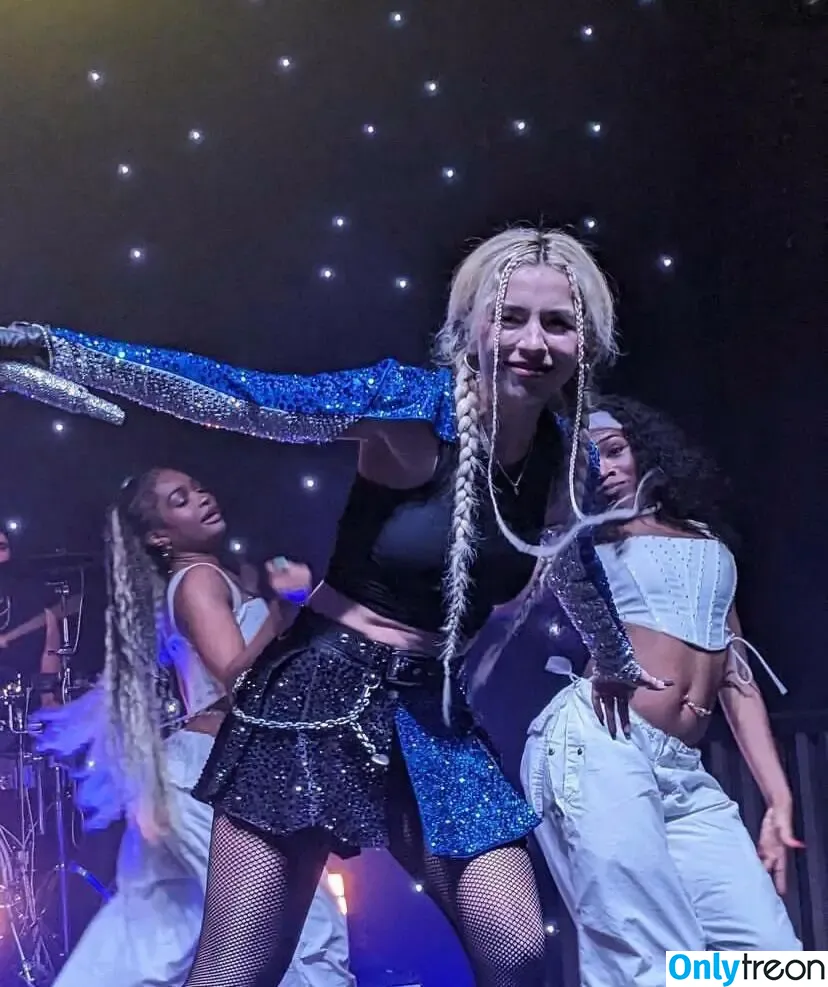 Ava Max nude photo #0573 (avamax / plharleyquinn)
