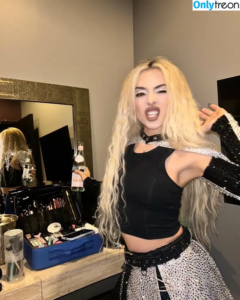 Ava Max nude photo #0581 (avamax / plharleyquinn)