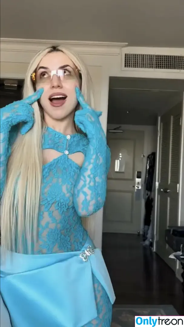 Ava Max nude photo #0610 (avamax / plharleyquinn)