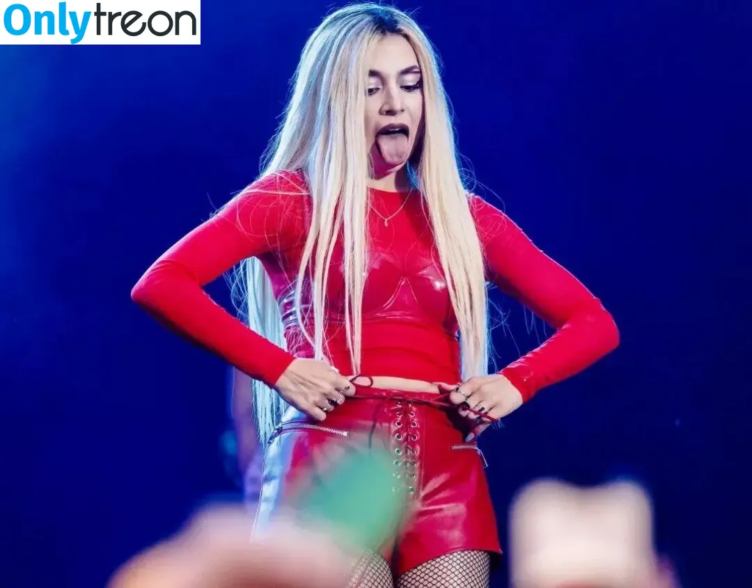 Ava Max nude photo #0654 (avamax / plharleyquinn)