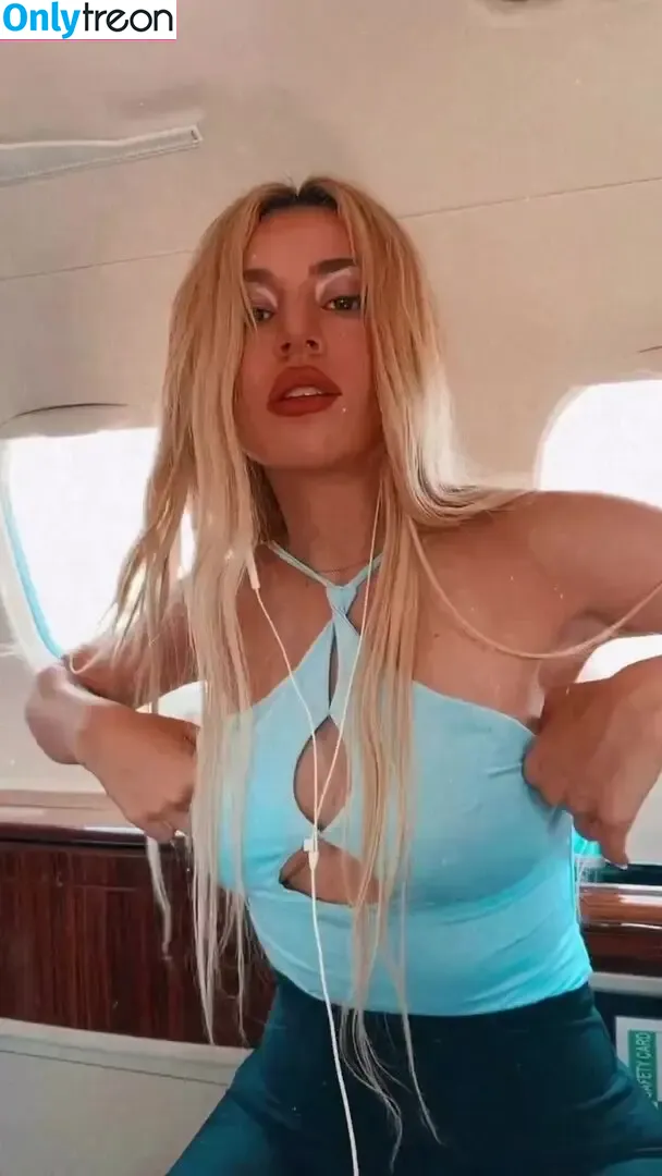 Ava Max nude photo #0669 (avamax / plharleyquinn)