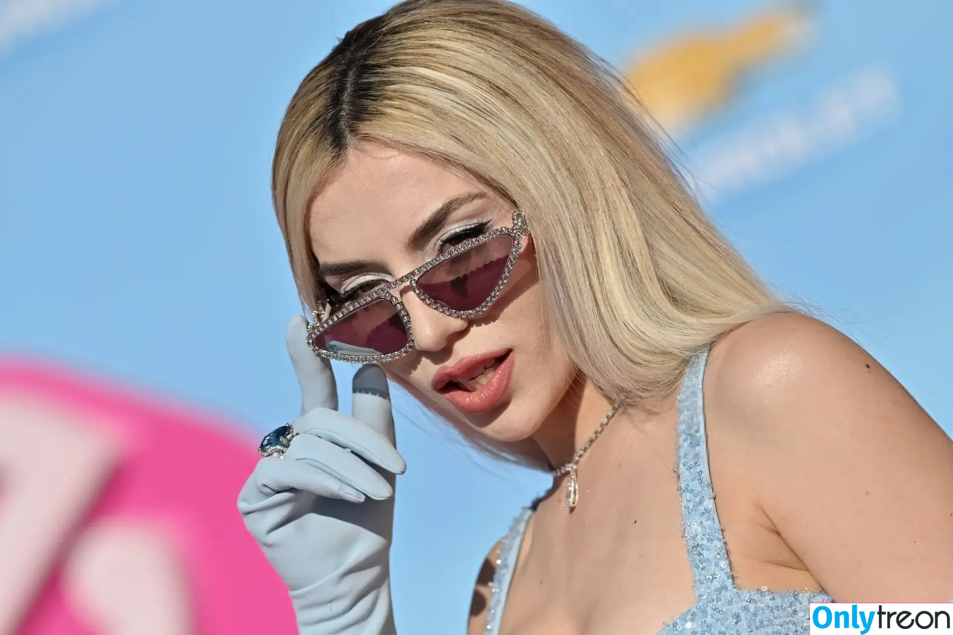 Ava Max nude photo #0940 (avamax / plharleyquinn)