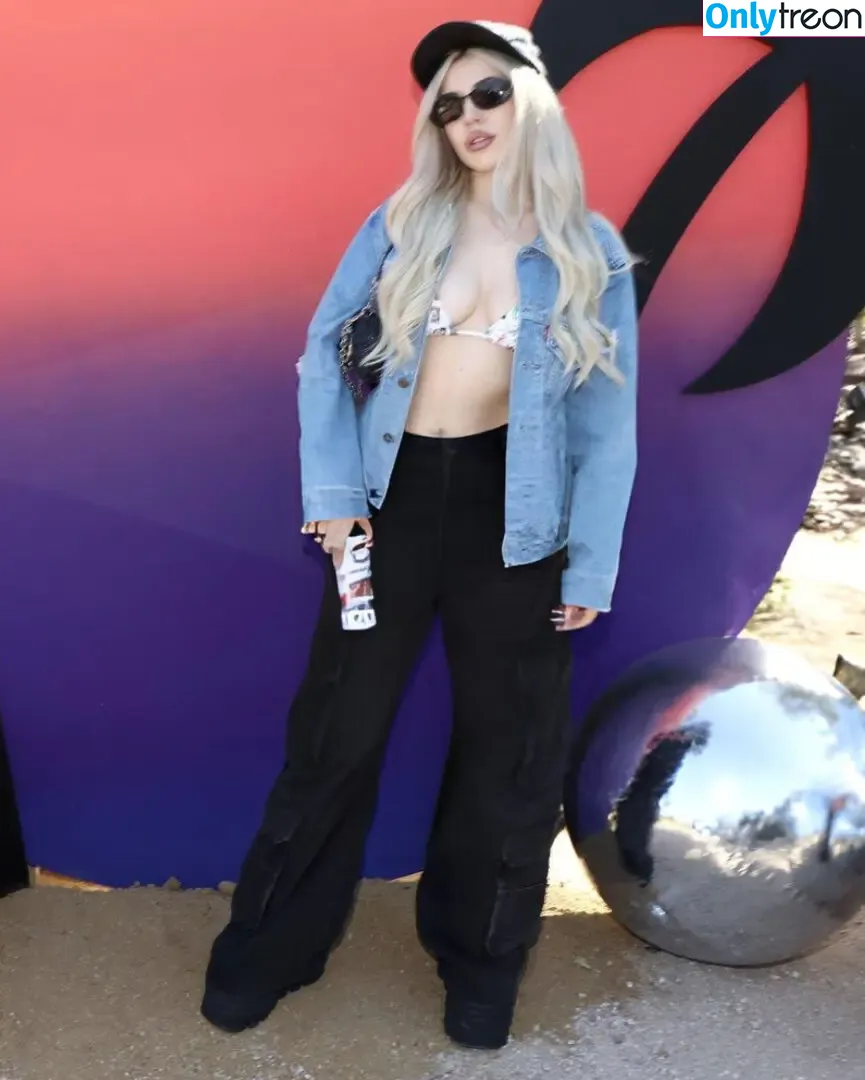 Ava Max nude photo #0984 (avamax / plharleyquinn)