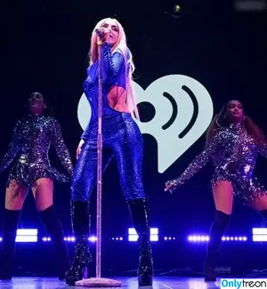 Ava Max / avamax / plharleyquinn nude photo #1024