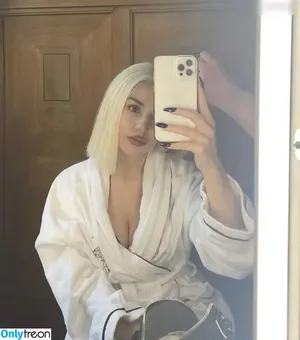 Ava Max / avamax / plharleyquinn nude photo #1080