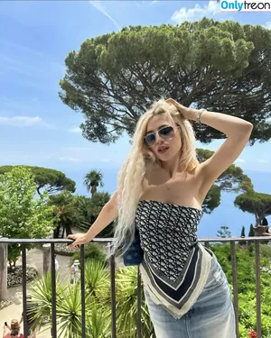 Ava Max / avamax / plharleyquinn nude photo #1136