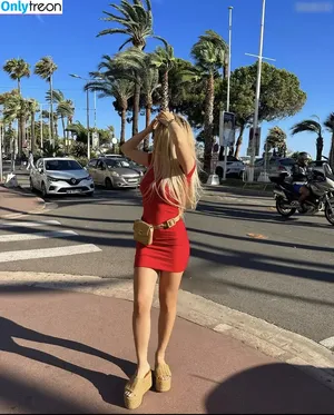 Ava Max / avamax / plharleyquinn nude photo #1155