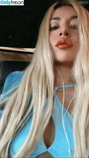 Ava Max / avamax / plharleyquinn nude photo #1167