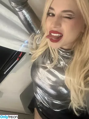 Ava Max / avamax / plharleyquinn nude photo #1217
