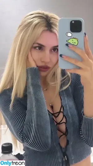 Ava Max / avamax / plharleyquinn nude photo #1271