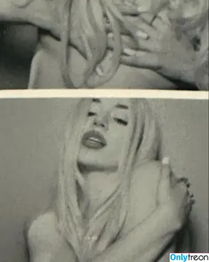 Ava Max / avamax / plharleyquinn nude photo #1355