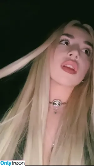 Ava Max / avamax / plharleyquinn nude photo #1365