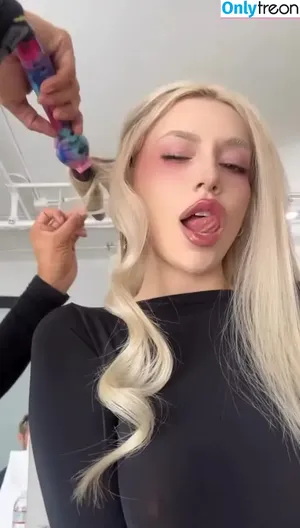Ava Max / avamax / plharleyquinn nude photo #1396
