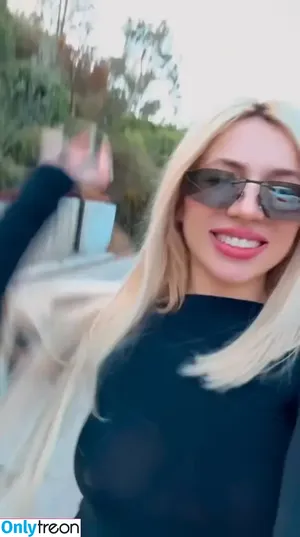 Ava Max / avamax / plharleyquinn nude photo #1658