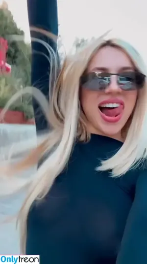 Ava Max / avamax / plharleyquinn nude photo #1659