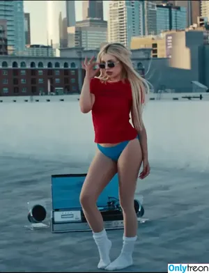 Ava Max / avamax / plharleyquinn nude photo #1712