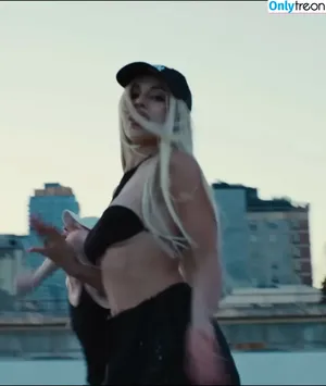 Ava Max / avamax / plharleyquinn nude photo #1727