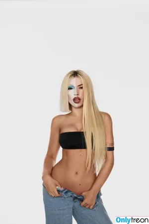 Ava Max / avamax / plharleyquinn nude photo #1730