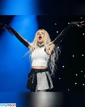 Ava Max / avamax / plharleyquinn nude photo #1770