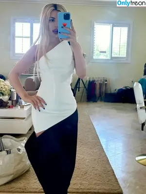 Ava Max / avamax / plharleyquinn nude photo #1883