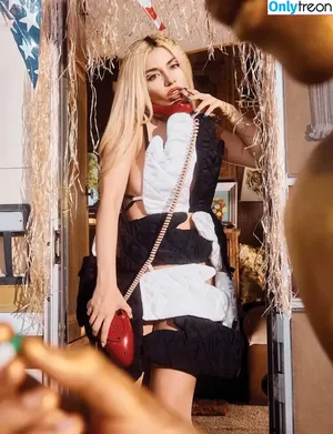 Ava Max / avamax / plharleyquinn nude photo #1888