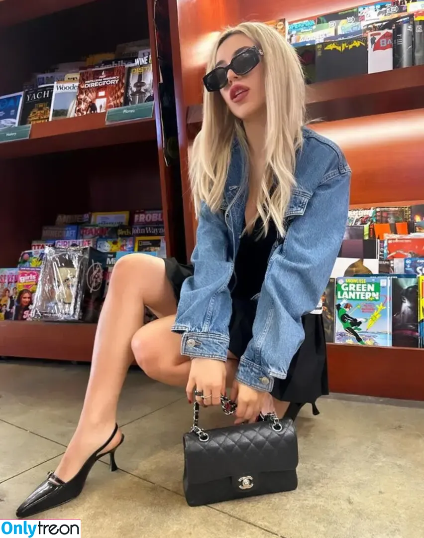 Ava Max nude photo #1001 (avamax / plharleyquinn)
