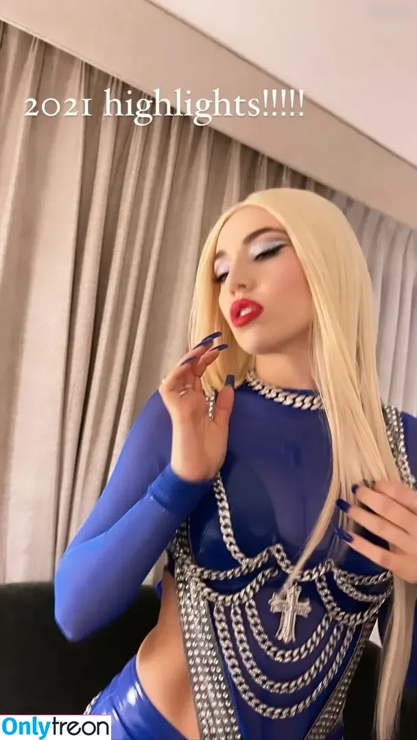 Ava Max nude photo #1019 (avamax / plharleyquinn)