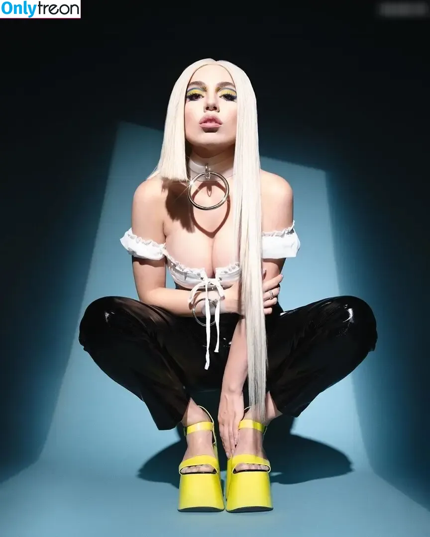 Ava Max nude photo #1034 (avamax / plharleyquinn)