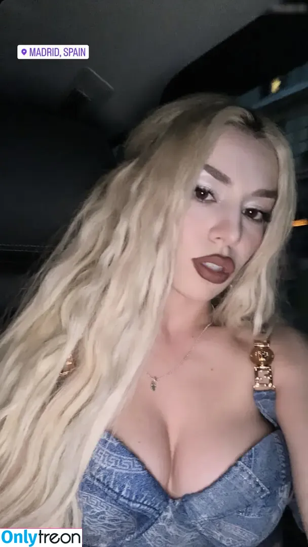 Ava Max nude photo #1140 (avamax / plharleyquinn)