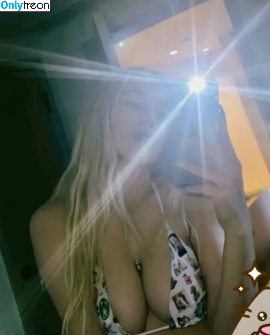 Ava Max nude photo #1184 (avamax / plharleyquinn)