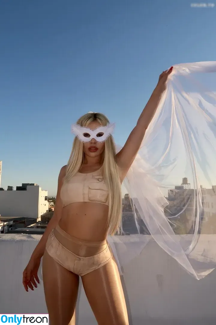 Ava Max nude photo #1701 (avamax / plharleyquinn)
