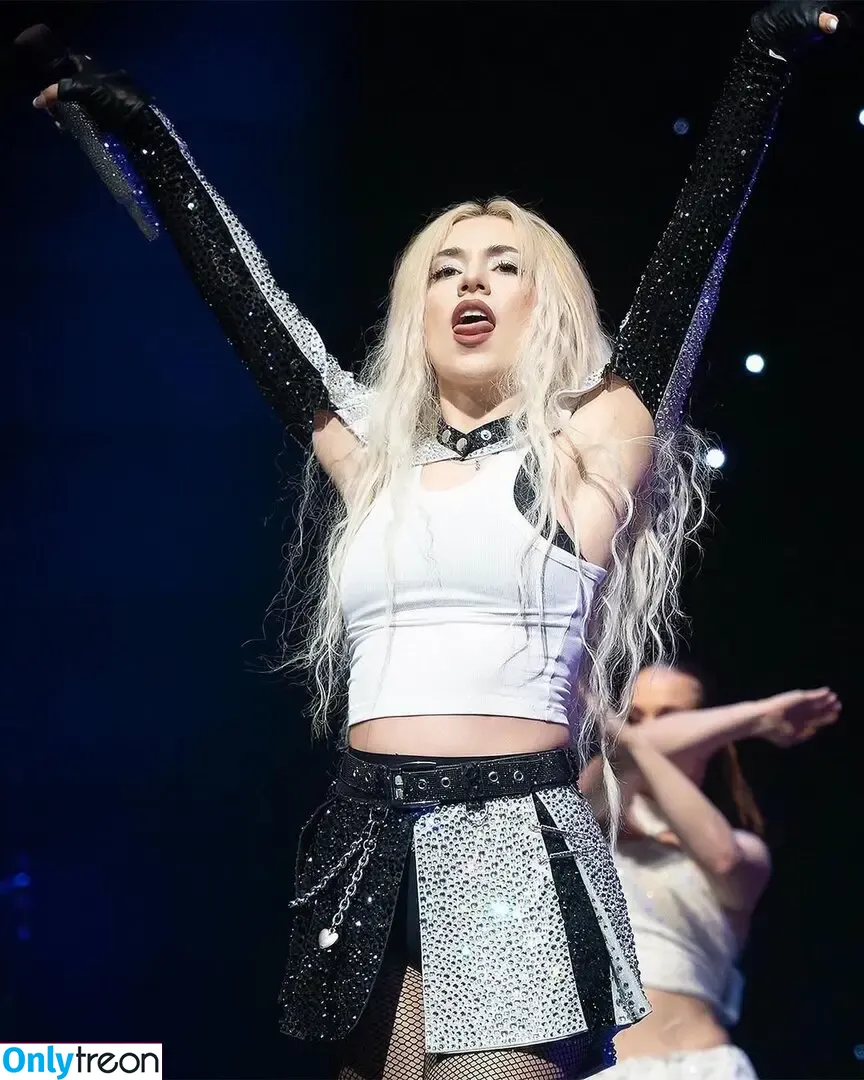 Ava Max nude photo #1773 (avamax / plharleyquinn)