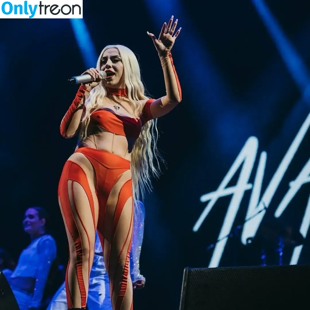 Ava Max nude photo #1791 (avamax / plharleyquinn)