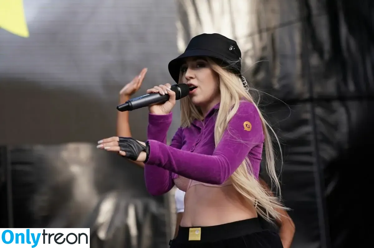 Ava Max nude photo #1843 (avamax / plharleyquinn)