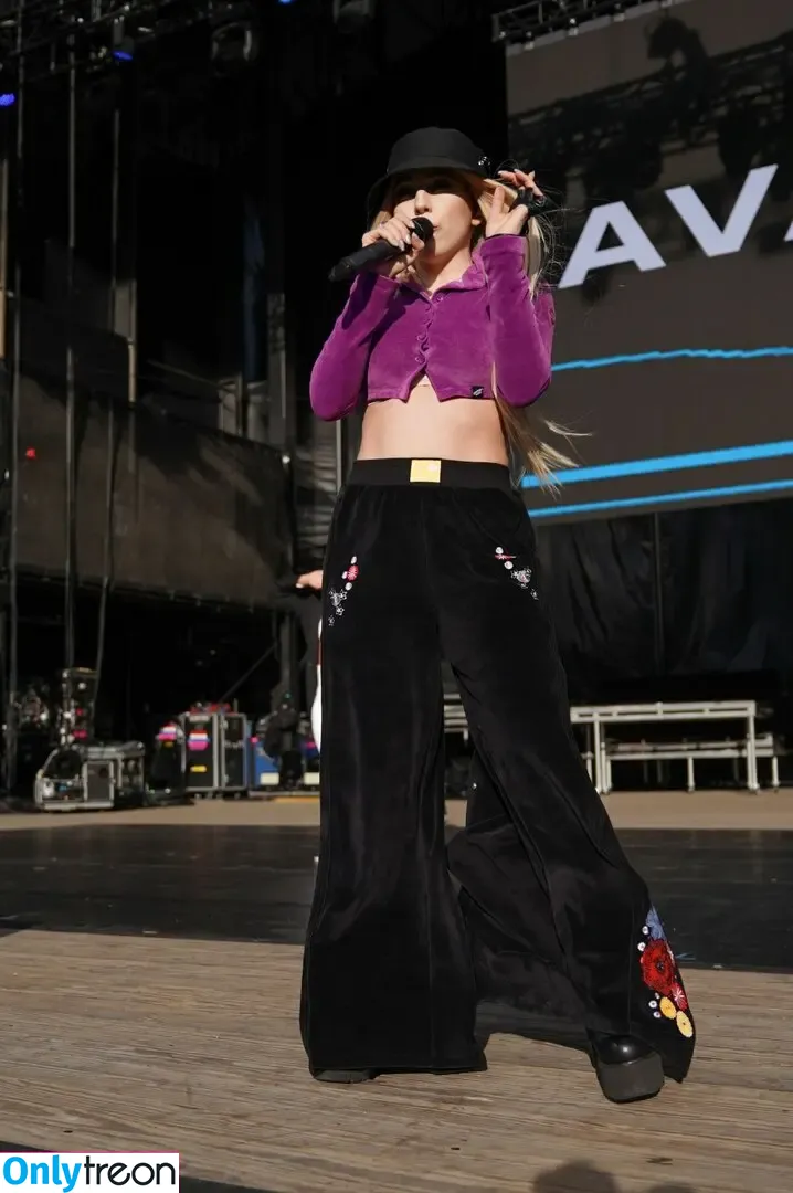 Ava Max nude photo #1851 (avamax / plharleyquinn)
