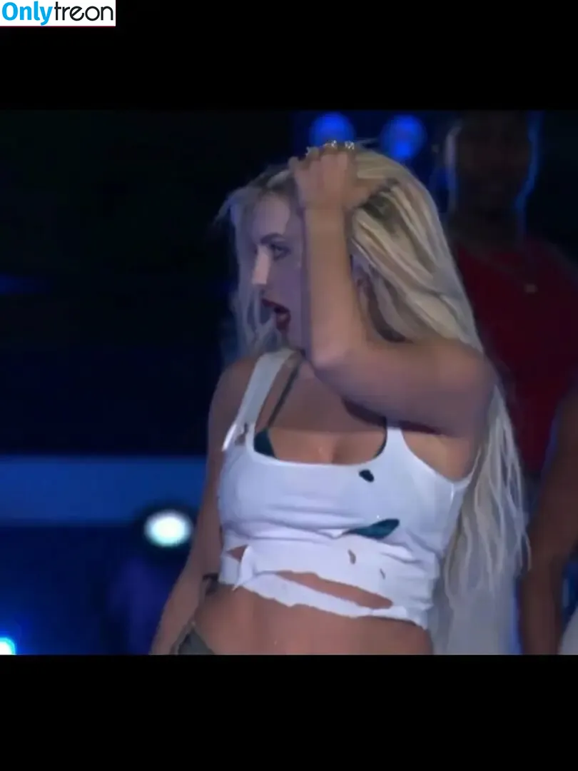 Ava Max nude photo #1935 (avamax / plharleyquinn)